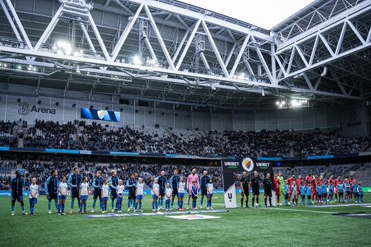 Djurgårdens och Värnamos spelare