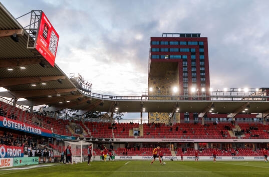 Östers spelar värmer upp