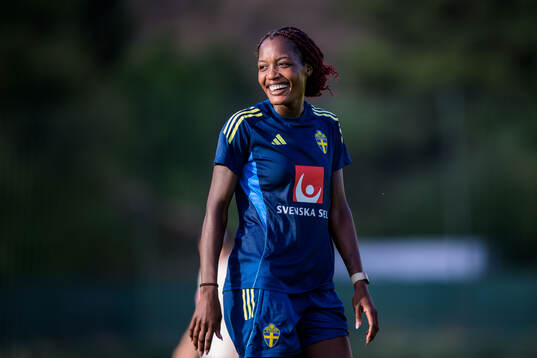 Evelyn Ijeh of the Swedish women's national football team