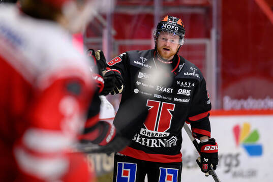 Örebros Linus Arnesson jublar