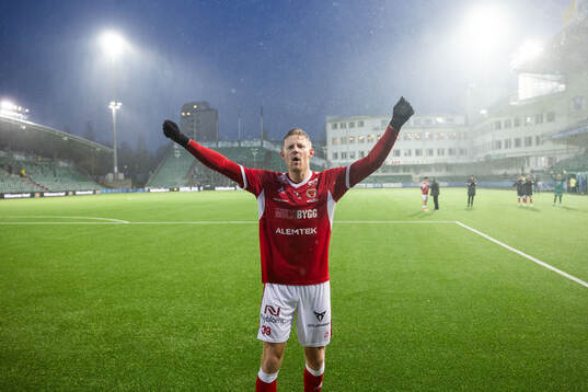 Kalmars Lars Sætra jublar