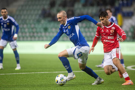 GIF Sundsvalls Dennis Olsson och Kalmars Camil Jebara
