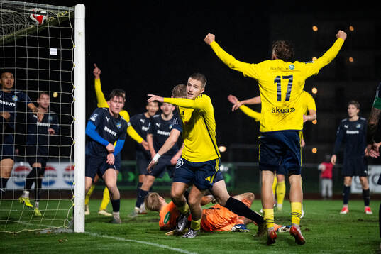 Ängelholms André Gustafson jublar