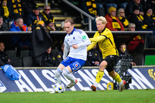 IFK Norrköpings Marcus Baggesen och Mjällbys Romeo