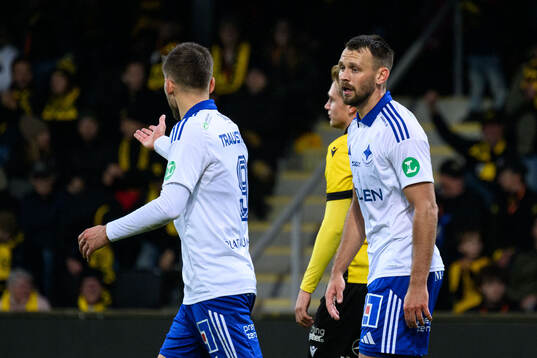 IFK Norrköpings Arnor Traustason och Max Watson deppar