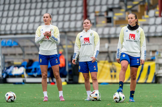 Johanna Svedberg, Ellen Wangerheim och Athinna Persson