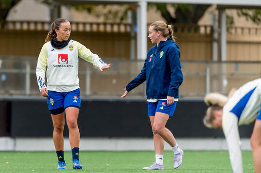 Athinna Persson Lundgren och Agnes Mårtensson
