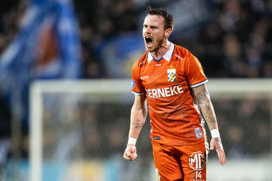 Bläddra bland fler bilder av Fotboll, Allsvenskan, Halmstad - IFK Göteborg