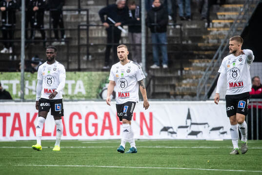 Örebros Joseph Baffoe, Erik Andersson och Hampus