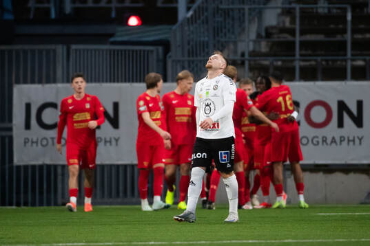 Örebros Dino Salihovic deppar