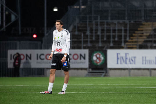 Örebros Melvin Bajrovic och Dino Salihovic deppar