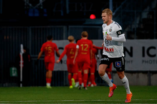 Örebros Karl Holmberg deppar vid 1-2