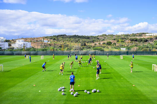 General view of the Women's national football team of
