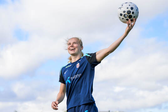 Bläddra bland fler bilder av Football, Norway, Training