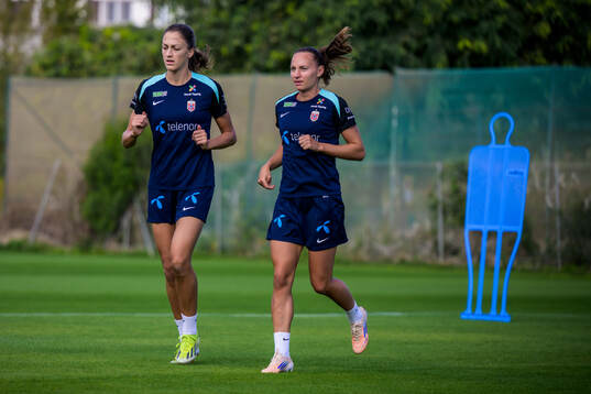 Emma Stølen Godø and Marit Bratberg Lund of the women's