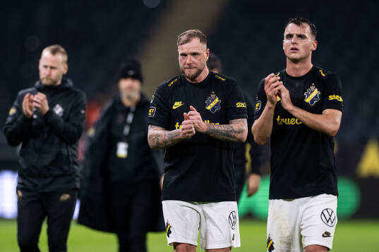AIKs John Guidetti och Aron Csongvai