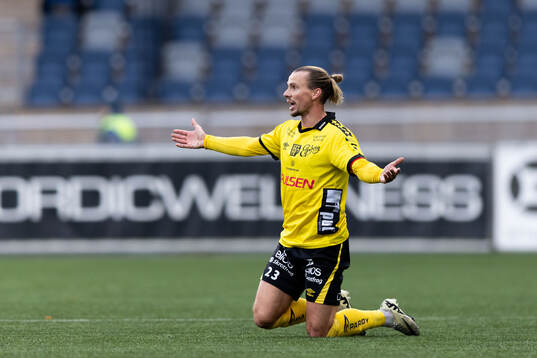 Elfsborgs Niklas Hult reagerar
