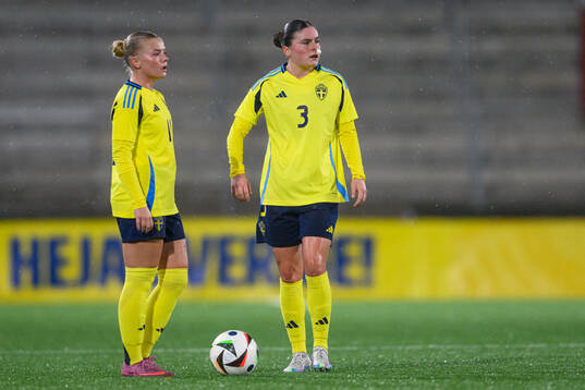 Matilda Nildén and Hanna Wijk of Sweden
