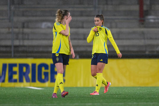 Elsa Pelgander of Sweden looks dejected