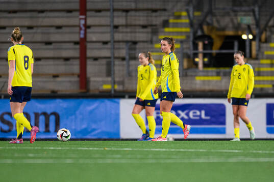 Elsa Pelgander of Sweden looks dejected
