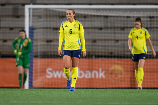 Athinna Persson Lundgren of Sweden looks dejected
