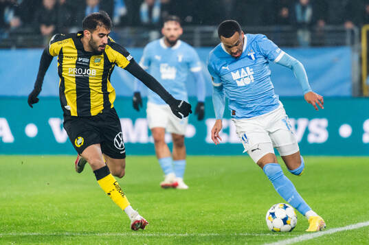 Hammarbys Montader Madjed och Malmö FFs Martin Olsson