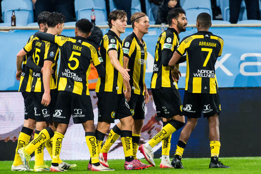 Hammarbys Adrian Lahdo, Tesfaldet Tekie, Hampus Skoglund,