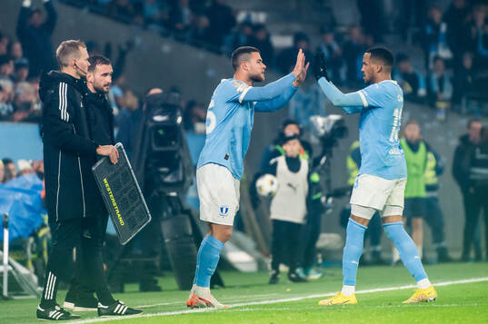 Malmö FFs Gabriel Busanello och Martin Olsson