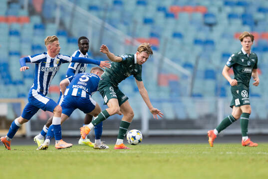 IFK Göteborgs Benjamin Brantlind och Halmstads Vincent