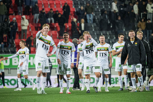 GAIS spelare jublar