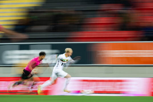 Brommapojkarnas och en GAIS spelare