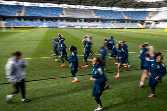 Evelyn Ijeh of the Swedish women's national football team