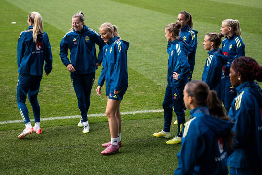 Linda Sembrant and Smilla Holmberg of the Swedish women's