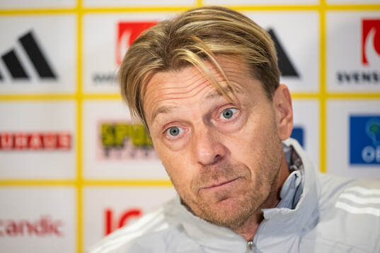 Head coach Tony Gustavsson of the Swedish women's national