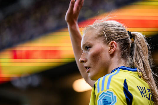 Smilla Holmberg of Sweden