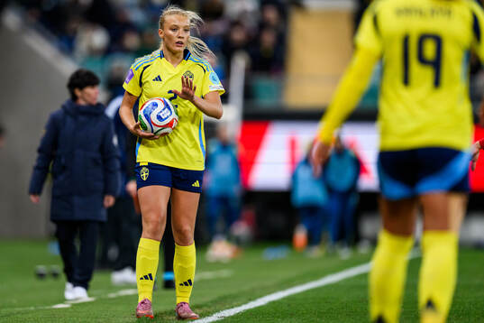 Smilla Holmberg of Sweden