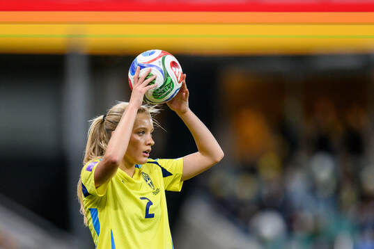 Smilla Holmberg of Sweden