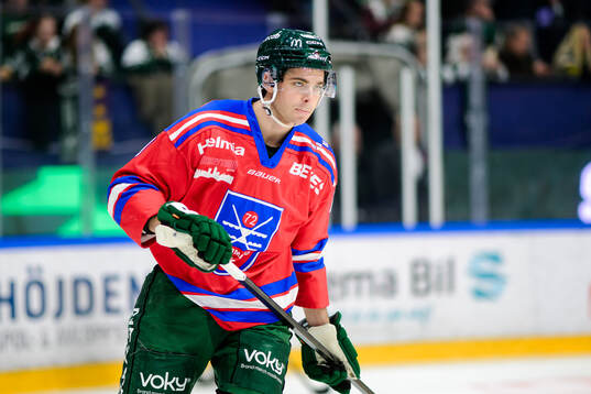 Färjestads Viktor Lodin bär en Hammarö HC tröja