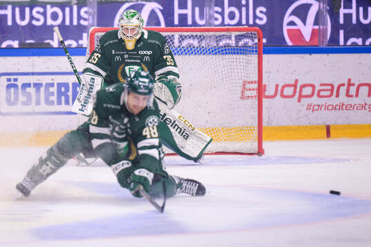 Färjestads målvakt Melker Thelin