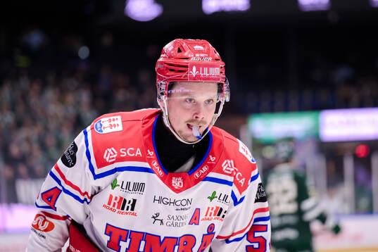 Timrås Jonathan Dahlén jublar