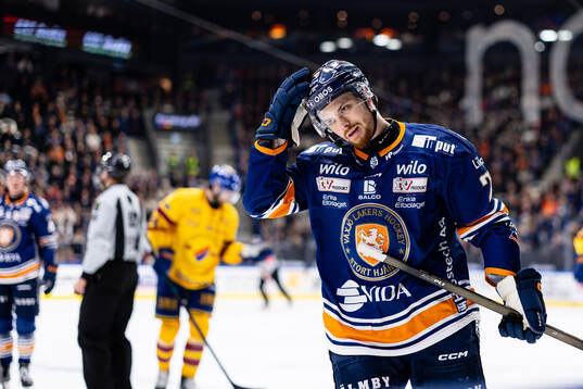 Växjös Lucas Elvenes deppar