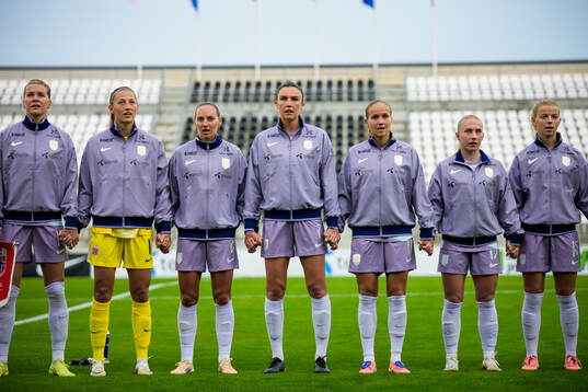 Ada Hegerberg, goalkeeper Cecilie Hauståker Fiskerstrand,