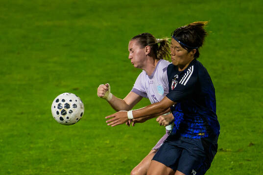 Elisabeth Terland of Norway and Hana Takahashi of Japan