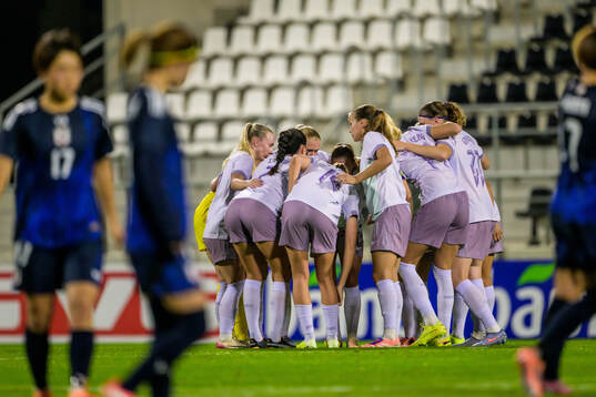 Players of Norway celebrate