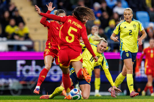 Stina Blackstenius of Sweden