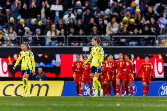 Johanna Rytting Kaneryd and Nathalie Björn of Sweden look