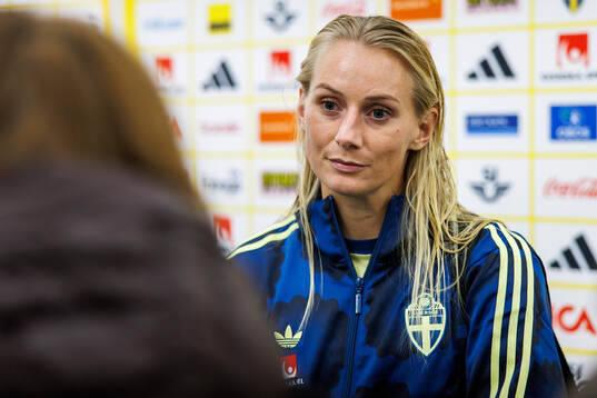 Stina Blackstenius of Sweden