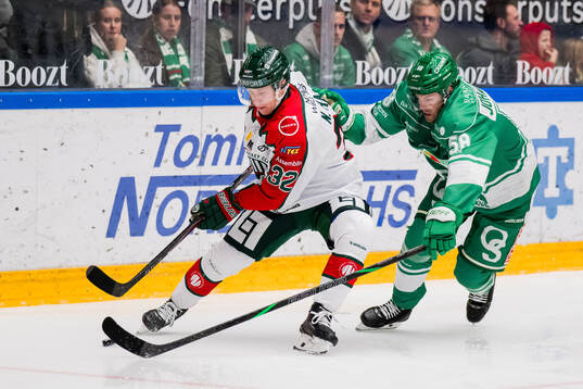 Frölundas Noah Hasa och Rögles Filip Johansson