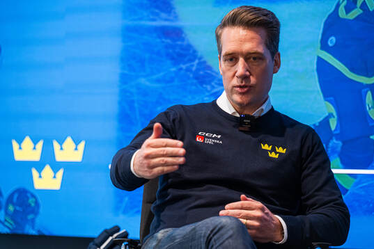 Tre Kronor herrs förbundskapten Sam Hallam