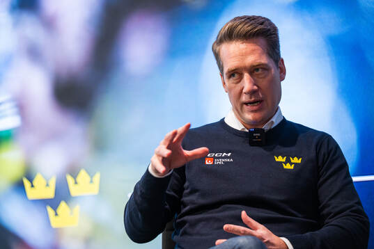Tre Kronor herrs förbundskapten Sam Hallam